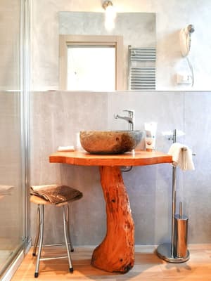 thumbnail: Bathroom