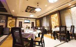 thumbnail: Dining
