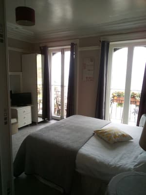 thumbnail: Room