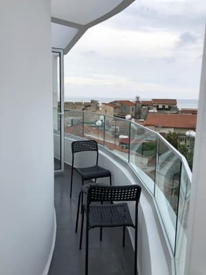 thumbnail: Balcony
