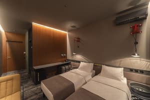 thumbnail: Room