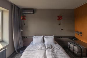 thumbnail: Room