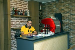 thumbnail: Bar (on property)