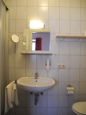 thumbnail: Bathroom