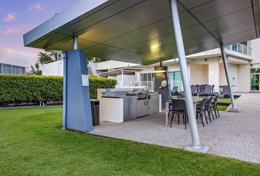 BBQ/picnic area