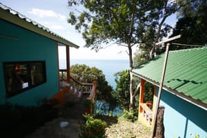 thumbnail: Exterior