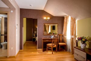 thumbnail: Living area