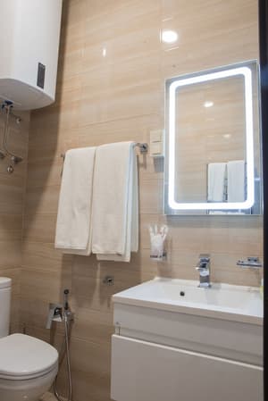 thumbnail: Bathroom amenities