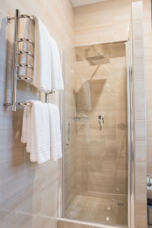 thumbnail: Bathroom shower