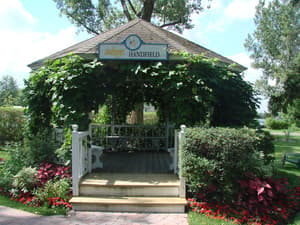 thumbnail: BBQ/picnic area