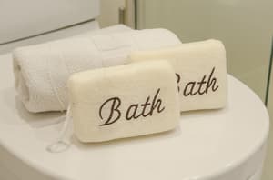 thumbnail: Bathroom amenities