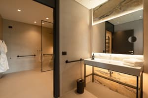 thumbnail: Minibar
