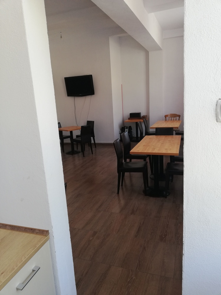 Shared kitchen facilities