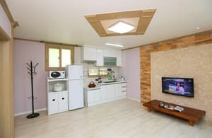 thumbnail: Private kitchenette