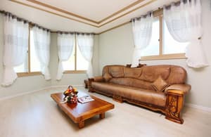 thumbnail: Living room