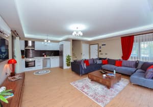 thumbnail: In-room dining