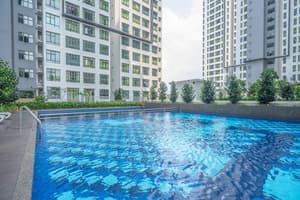 thumbnail: Outdoor pool