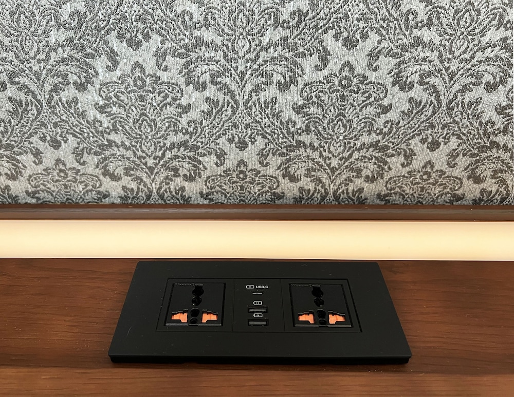Room amenity