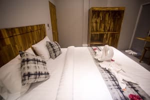 thumbnail: Room