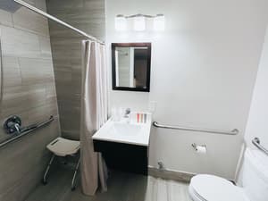 thumbnail: Bathroom