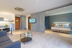 thumbnail: Room