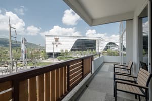 thumbnail: Balcony view