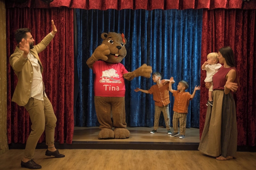 Children's play area - indoor