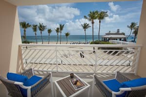 thumbnail: Balcony