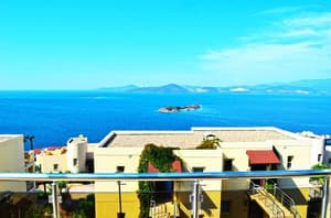 thumbnail: Balcony view
