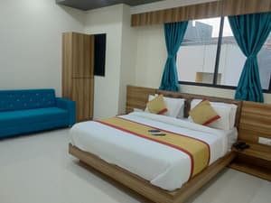 thumbnail: Room