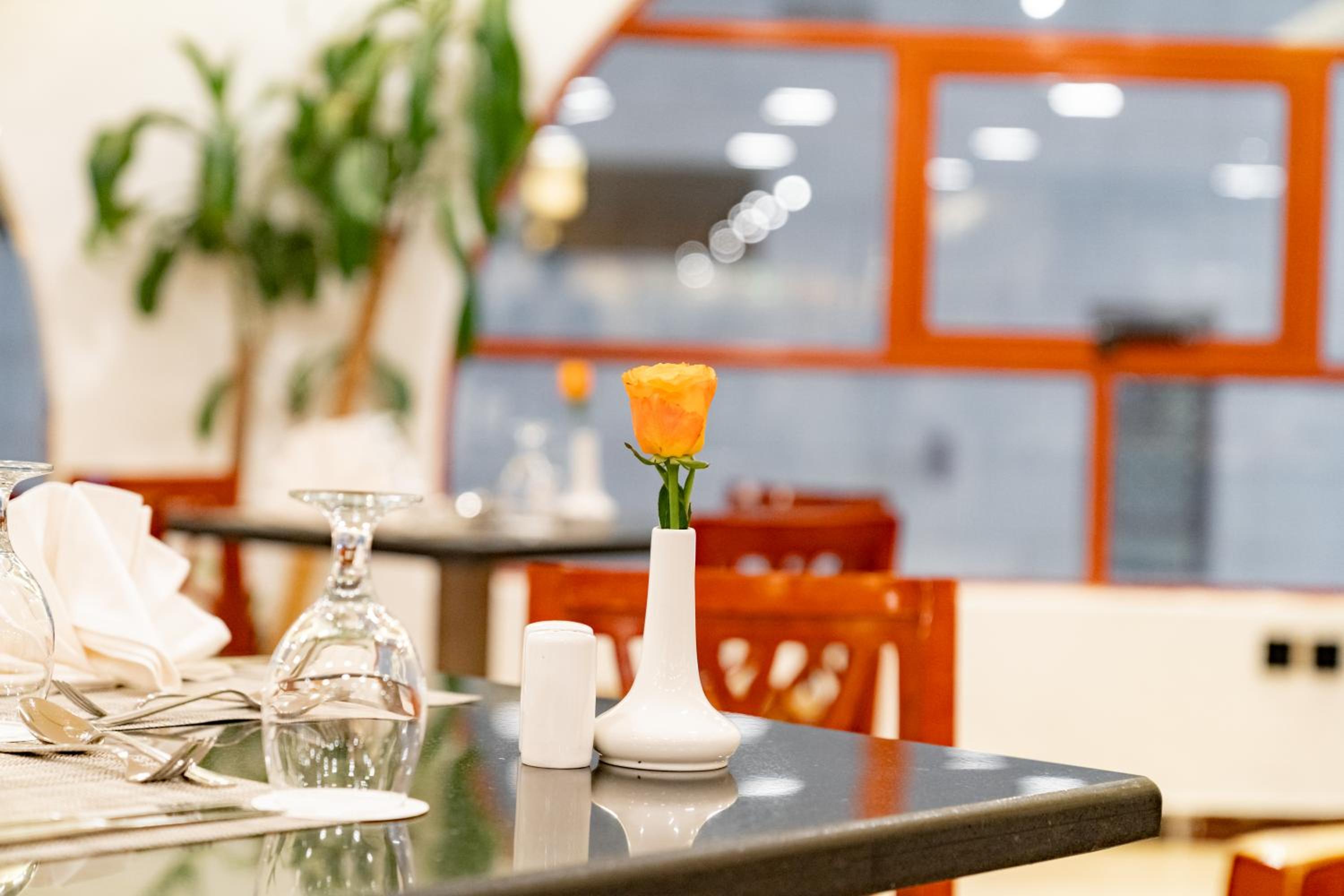 Restaurant-cafeteria