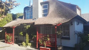 thumbnail: Front of property