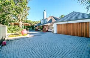 thumbnail: Property grounds
