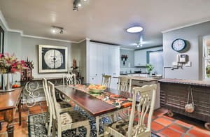 thumbnail: Dining
