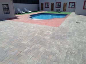 thumbnail: Outdoor pool