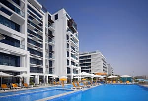 thumbnail: Outdoor pool
