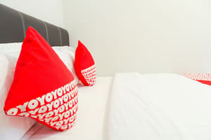thumbnail: Interior detail