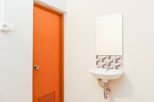 thumbnail: Interior detail