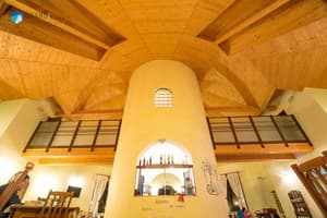 thumbnail: Interior