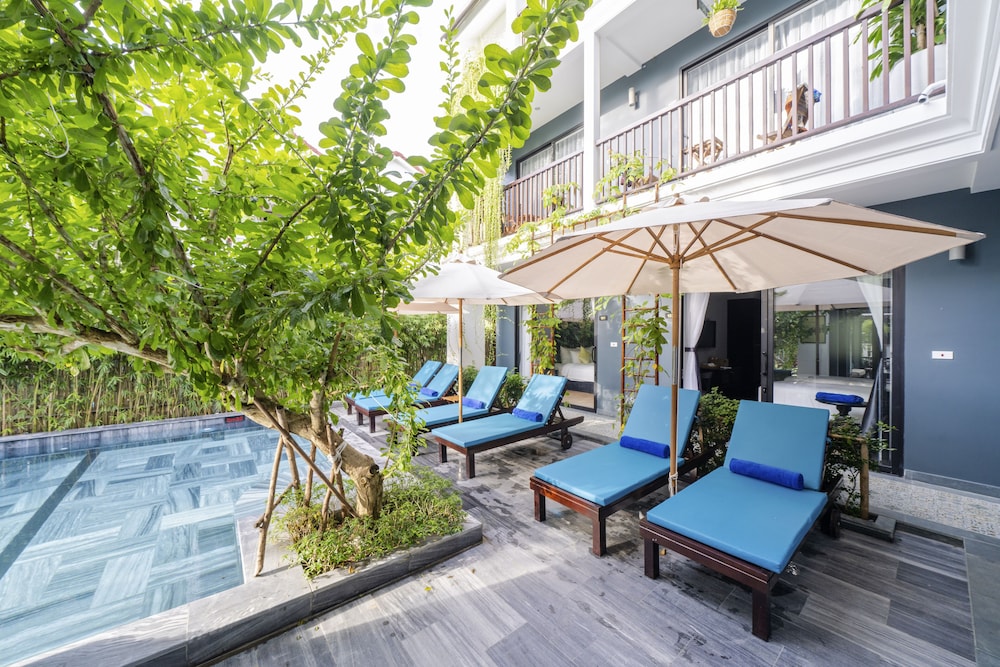 Sundeck