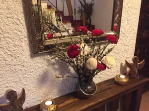 thumbnail: Interior entrance