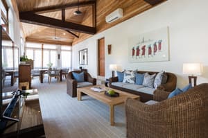 thumbnail: Interior