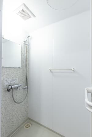 thumbnail: In-room dining