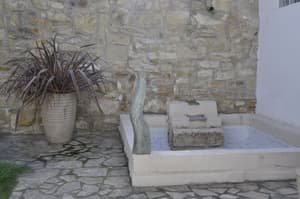 thumbnail: Fountain