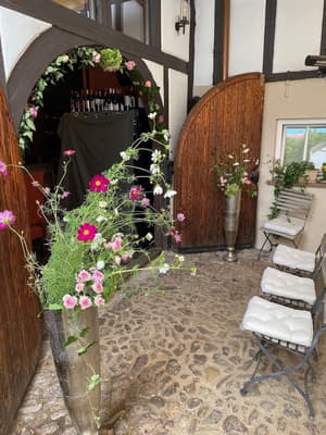 thumbnail: Courtyard