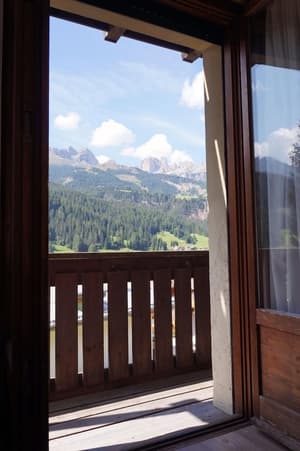 thumbnail: Balcony