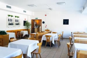 thumbnail: Restaurant