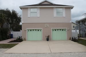 thumbnail: Exterior
