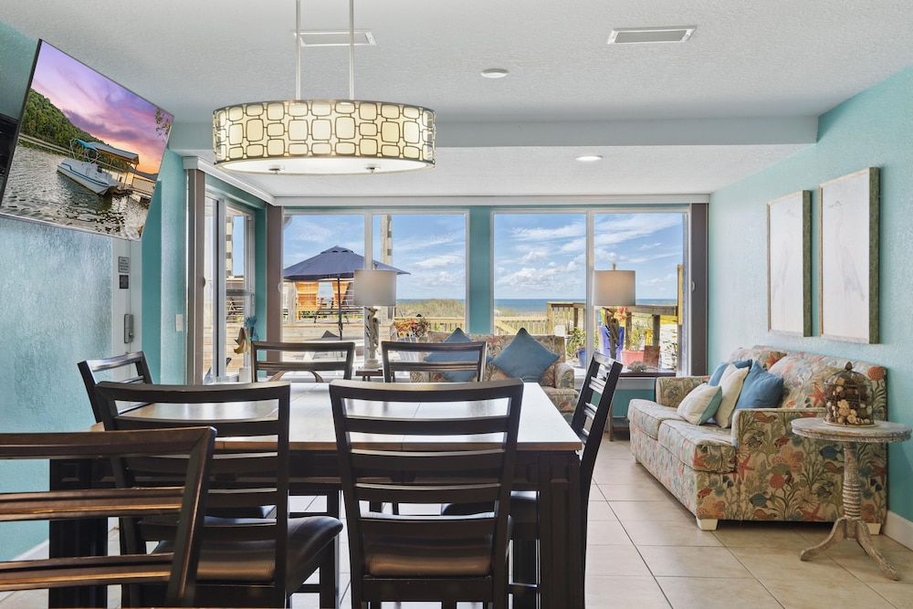 Beach/ocean view