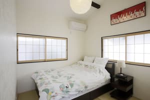 thumbnail: Interior detail
